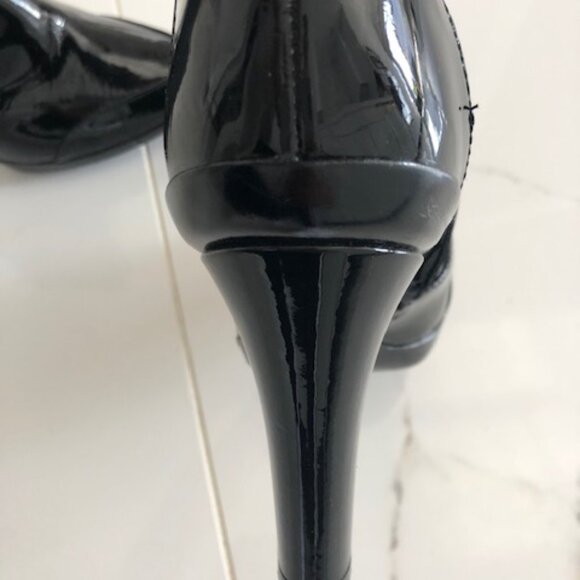 Fendi Black Patent Booties - Picture 5 of 7